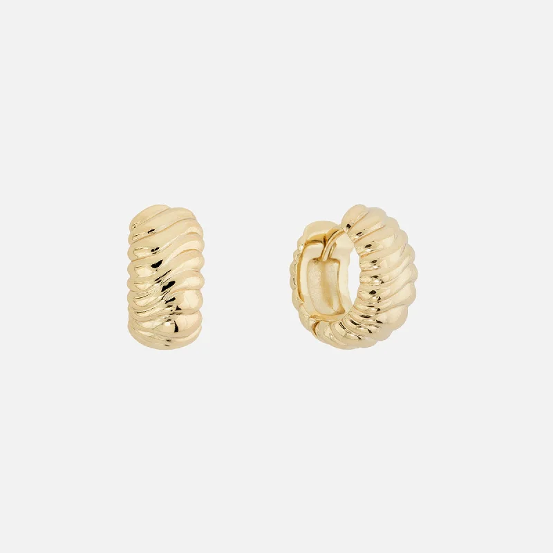 Jewelry Deals That Outshine The Rest SHASHI Frances Huggie Earring - Gold