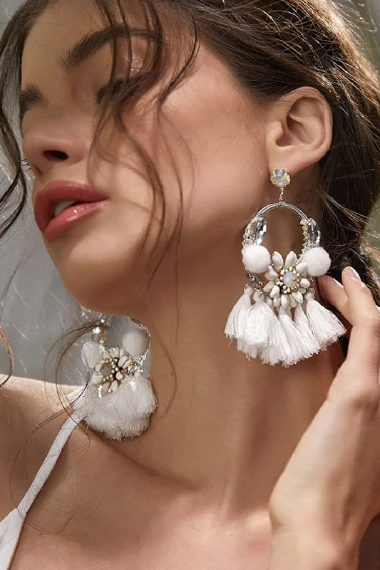 Eco-Friendly Sustainable Jewelry For Conscious Buyers HGA Boho Tassel Detail Dangle Earrings In White Eco-Friendly Sustainable Jewelry For Conscious Buyers HGA Boho Tassel Detail Dangle Earrings In White