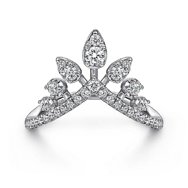 14K White Gold Bursting Diamond Chevron Ring