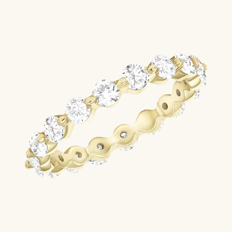 Medium Round Shared Prong Diamond Band