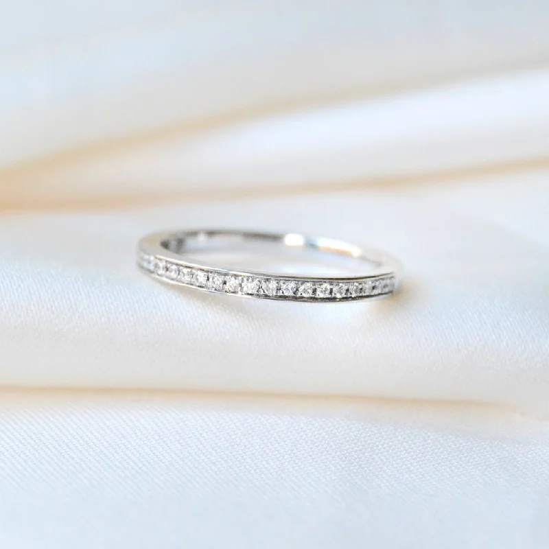 Dazzle With Discounts – Shop Jewelry On Sale Tina Pavé 14K Whitegold Ring w. Diamonds Dazzle With Discounts – Shop Jewelry On Sale Tina Pavé 14K Whitegold Ring w. Diamonds