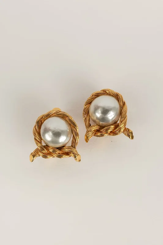 Unique Jewelry For Less – Shop The Sale Now Boucles d'oreilles Chanel