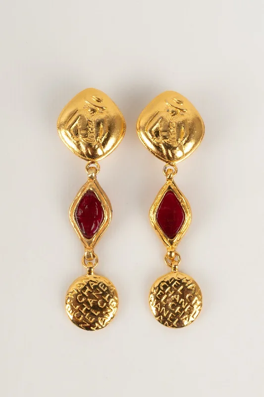Dainty And Elegant Jewelry Now At Reduced Prices Boucles d'oreilles Chanel