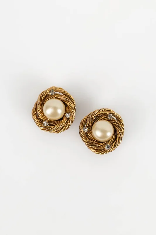 Jewelry Clearance – Final Chance To Save Big Boucles d'oreilles Chanel