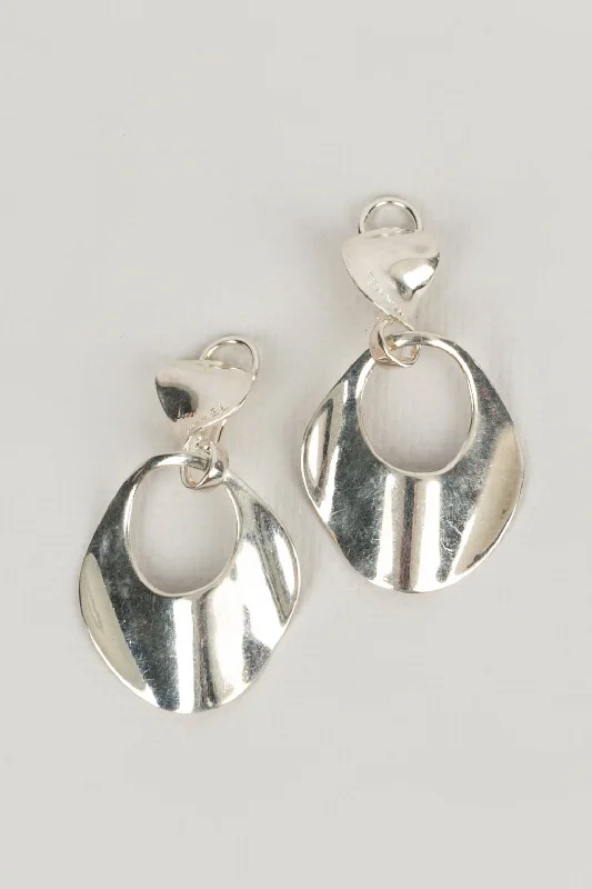 Make Every Moment Shine – Jewelry Discounts Available Boucles d'oreilles argentées Chanel Make Every Moment Shine – Jewelry Discounts Available Boucles d'oreilles argentées Chanel