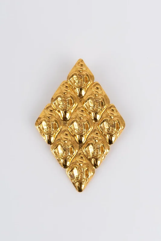 Broche dorée Chanel