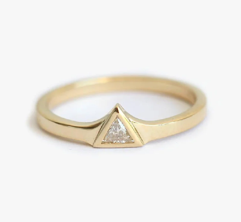 Bestselling Jewelry At Special Promotional Rates Petite 0.11C Triangle Cut Diamond Ring With Flared Gold Band