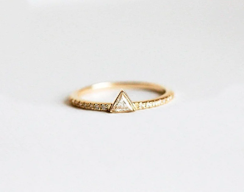 Limited-Stock Jewelry Sale – Once It's Gone, It's Gone Gold Diamond Engagement Ring, Trillion Diamond Ring