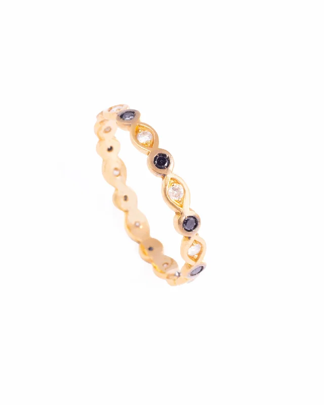 Timeless Elegance, Temporary Discounts – Act Fast Losange & Round 18K Gold, Whitegold or Rosegold Ring w. Diamonds Timeless Elegance, Temporary Discounts – Act Fast Losange & Round 18K Gold, Whitegold or Rosegold Ring w. Diamonds
