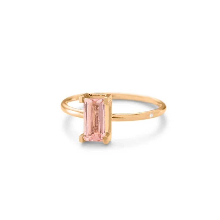 The Perfect Jewelry Piece At The Perfect Price Nord Pink Turned 18K Gold Ring w. Tourmaline & Diamond