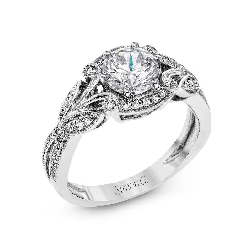 Round-Cut Halo Engagement Ring In 18k Gold With Diamonds