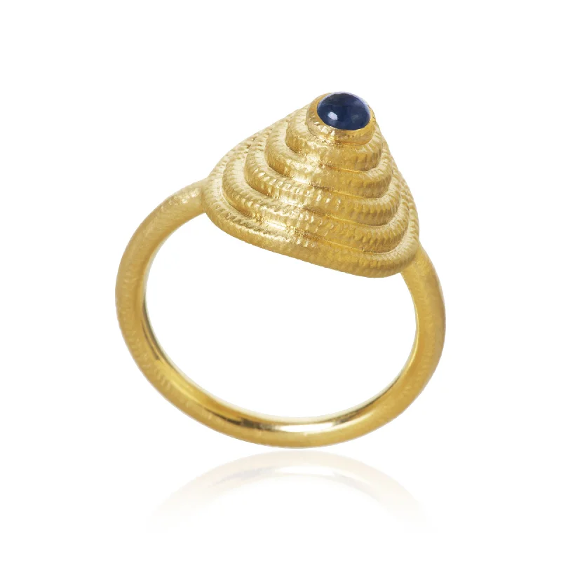 Exclusive Online Discounts On Stylish Jewelry Thera Twist 18K Gold Ring w. Sapphire Exclusive Online Discounts On Stylish Jewelry Thera Twist 18K Gold Ring w. Sapphire