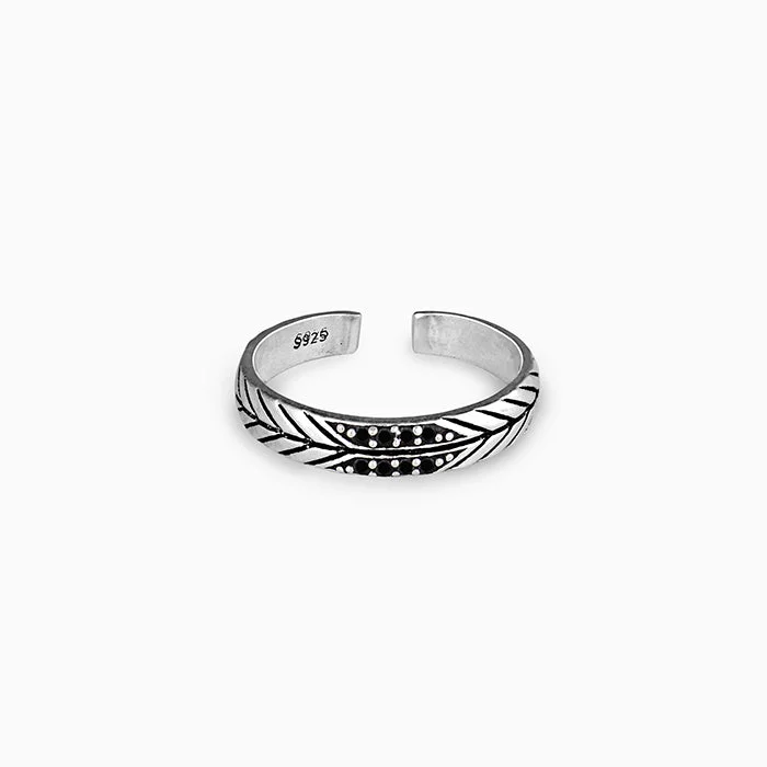 Silver Intricate Leaf Ring