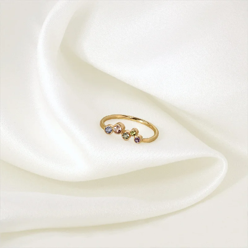 Affordable Gold-Plated Jewelry For Modern Fashion 14K Gold Ring w. Sapphires