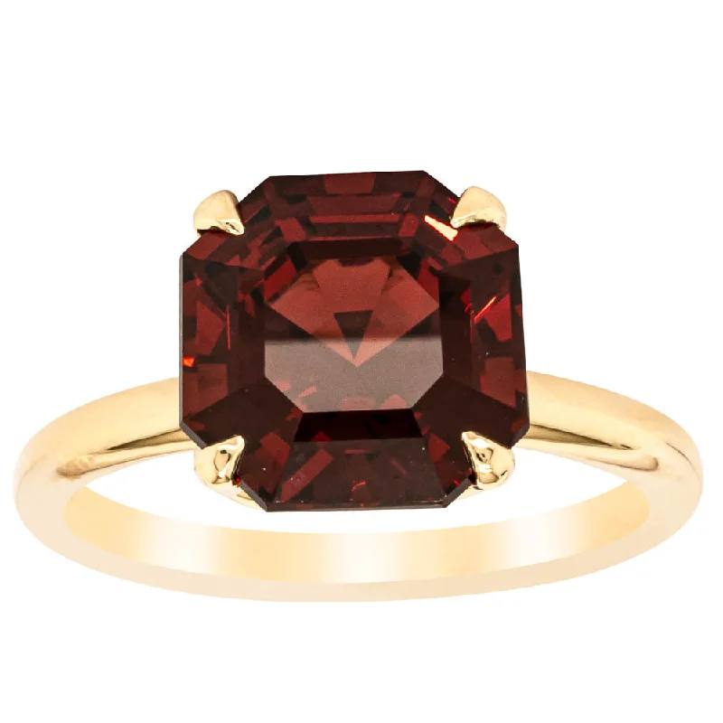 Jewelry Clearance Event – Last Chance For Stunning Deals 18ct Yellow Gold Garnet Octavia Ring