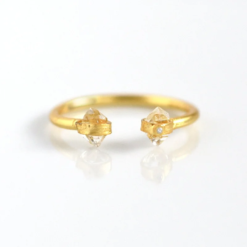 Limited-Time Jewelry Sale – Don't Miss Out On Dazzling Discounts Double Herkimer Diamond Points Ring Limited-Time Jewelry Sale – Don't Miss Out On Dazzling Discounts Double Herkimer Diamond Points Ring