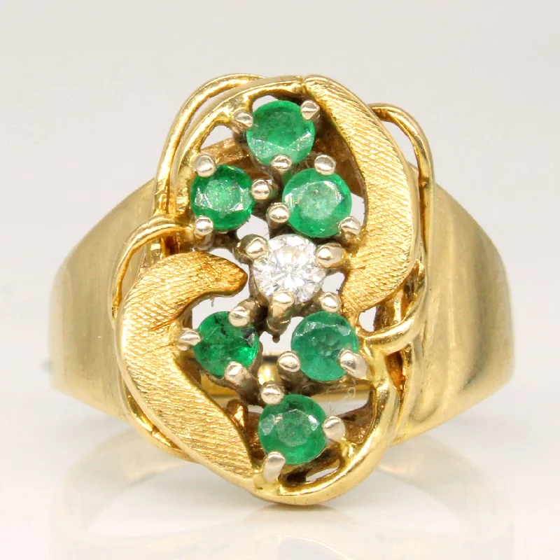 Affordable Glamour – Premium Jewelry At Special Prices Emerald & Diamond Cluster Ring | 0.30ctw, 0.07ct | SZ 5 |