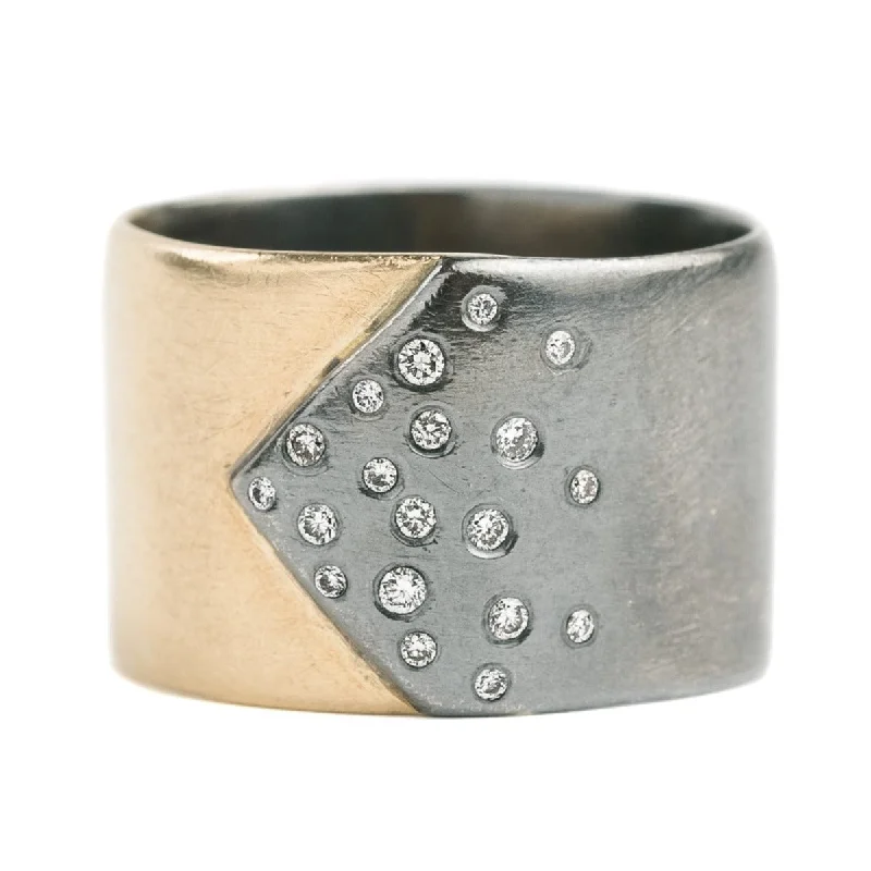 Beautiful Jewelry, Breathtaking Discounts – Hurry In Illuminated Contrast Band