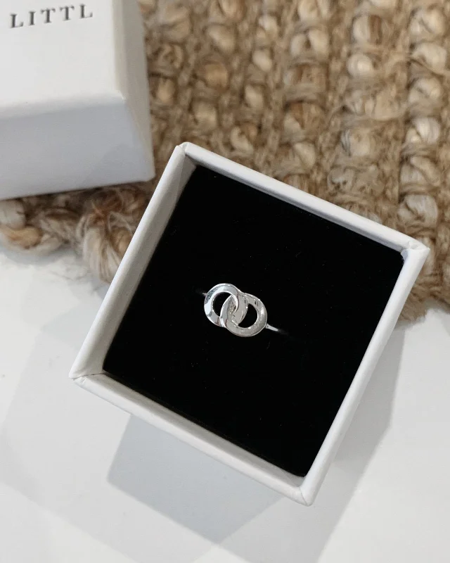 Upgrade Your Collection With Our Limited-Time Jewelry Sale Interlocked Ring  - Sterling Silver