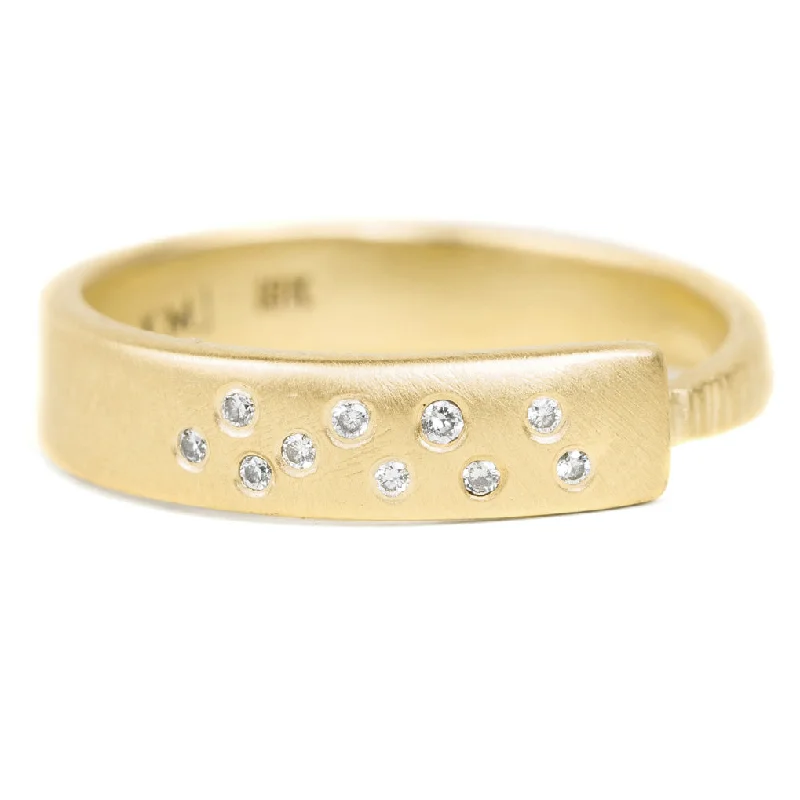 Timeless Jewelry At Special Discount Rates Luxe Aspen Band - 18ky Gold + Reclaimed Diamonds Timeless Jewelry At Special Discount Rates Luxe Aspen Band - 18ky Gold + Reclaimed Diamonds