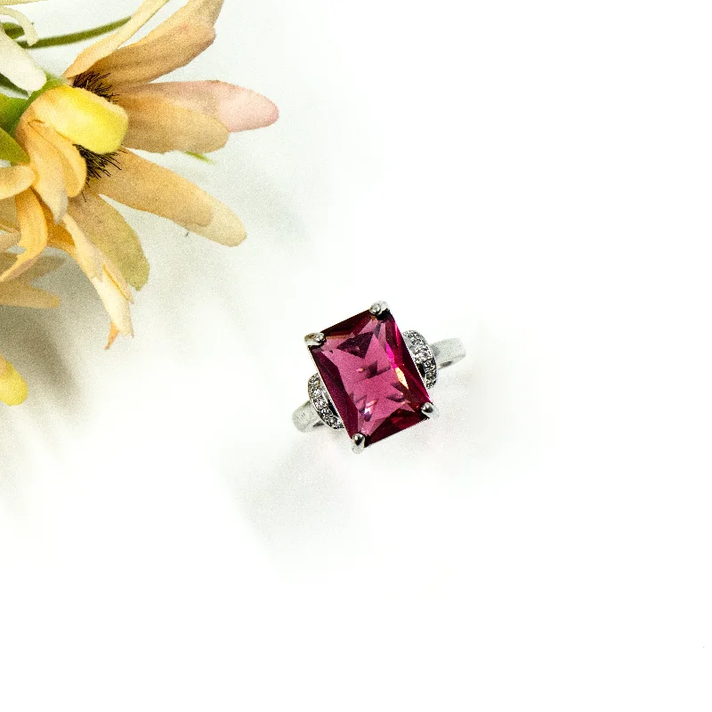Elegant Necklaces And Bracelets At Limited-Time Offers Nipura The Carina Ring