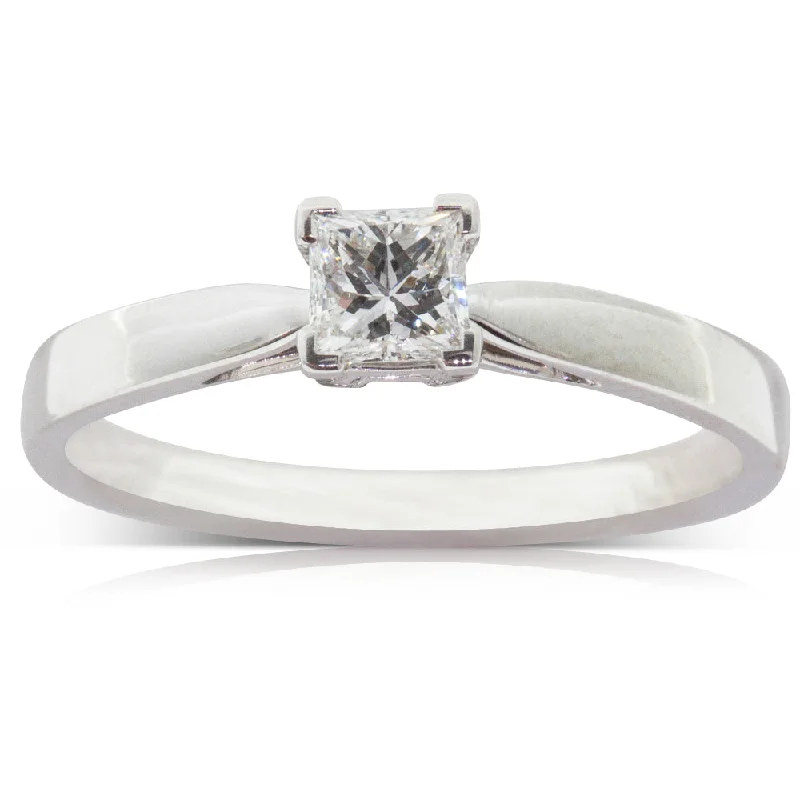 Delicate Crystal Jewelry For Sophisticated Charm Platinum .52ct Diamond Ring