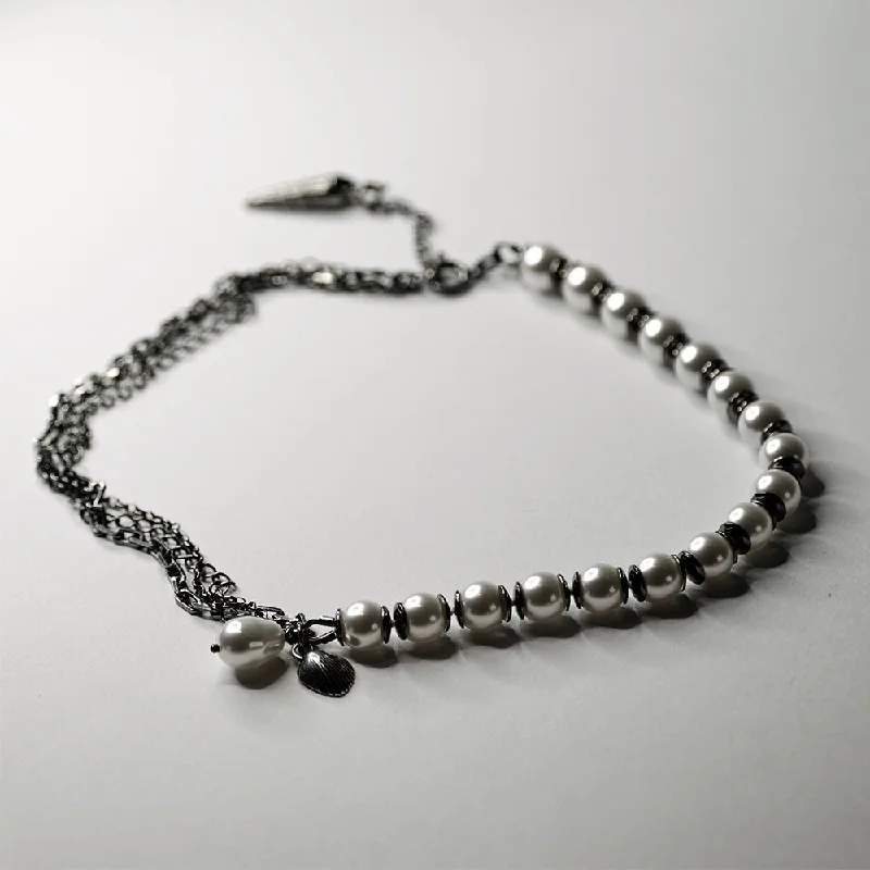 Unmissable Jewelry Discounts – Elevate Your Look For Less Pearls & Chains necklace - final sale