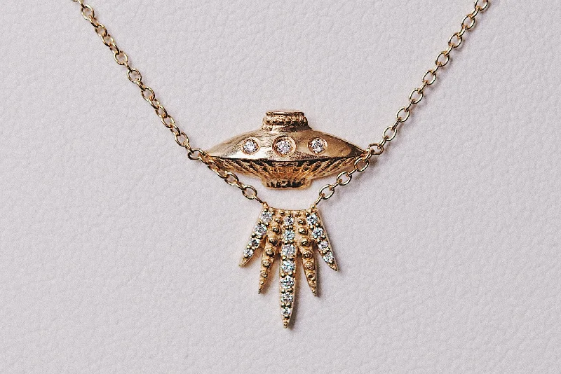 Affordable Gold-Plated Jewelry For Modern Fashion Diamond Tender Abduction UFO Necklace