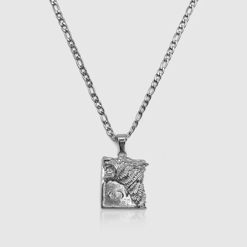 Get Ready To Sparkle – Special Jewelry Discounts Wolf Pendant (Silver)