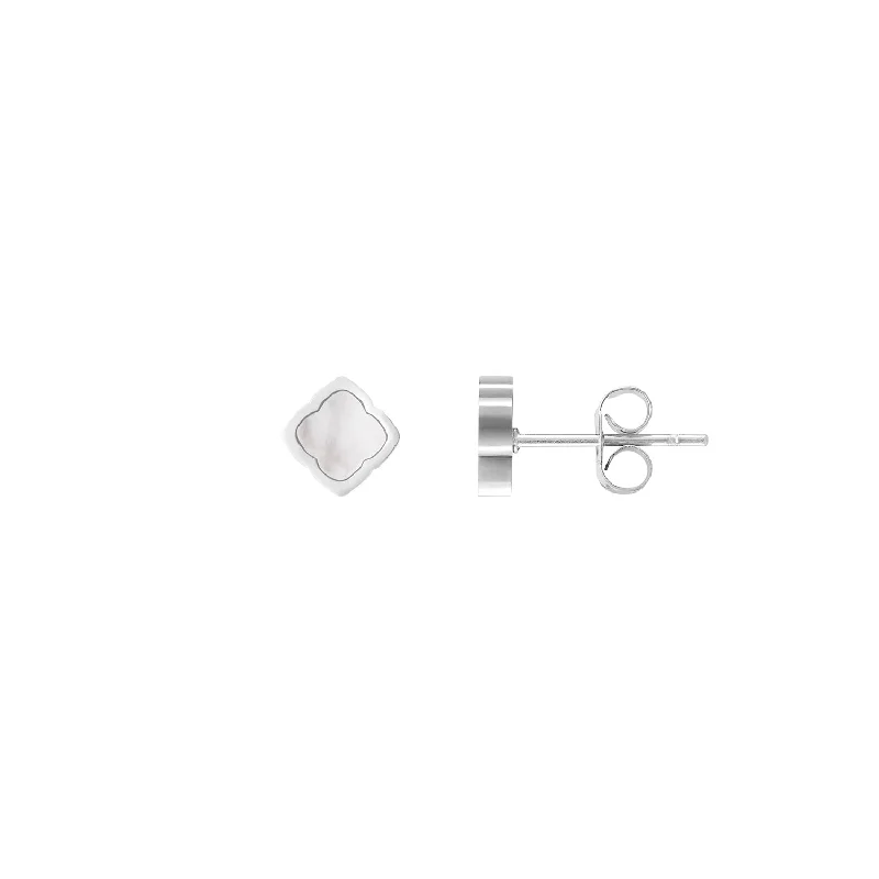 Don't Miss Out – Shop Elegant Jewelry For Less Mini Pearl Clover Stud Earrings (Silver) Don't Miss Out – Shop Elegant Jewelry For Less Mini Pearl Clover Stud Earrings (Silver)