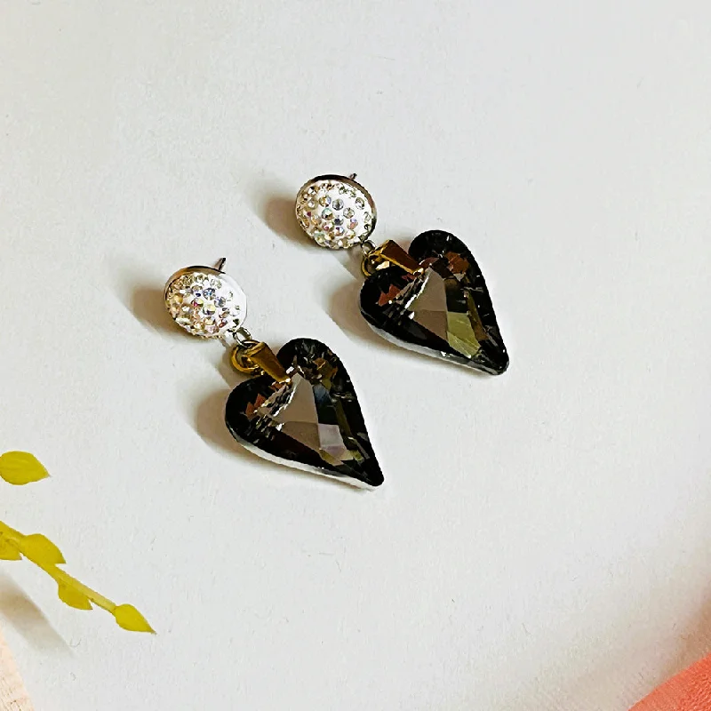 Make Your Outfit Shine With Discounted Jewelry Shringarstreet Gold Plated Crystal Stone Stud Earrings Make Your Outfit Shine With Discounted Jewelry Shringarstreet Gold Plated Crystal Stone Stud Earrings