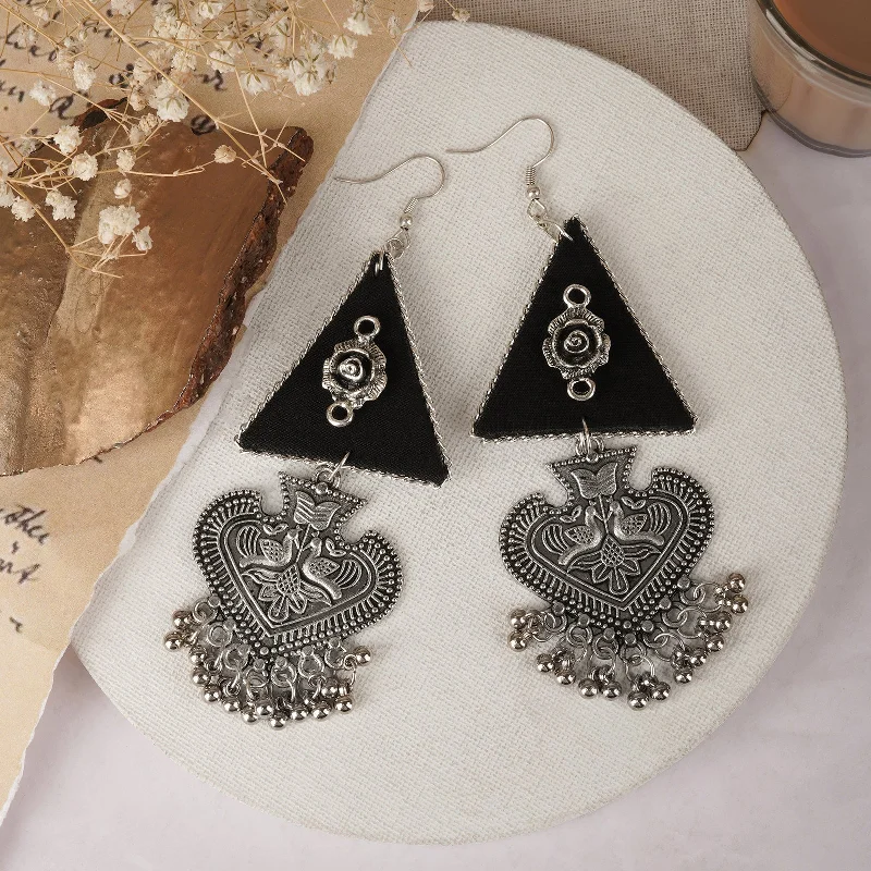 Exclusive Gemstone Jewelry Markdowns – Shop Now Teejh Zue Black Fabric and Silver Oxidised Earring