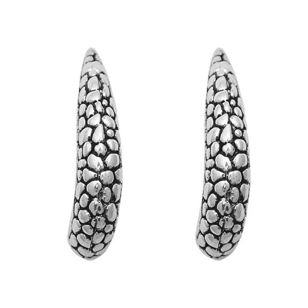Handcrafted Beauty At Affordable Prices Urthn Rhodium Plated Stud Earrings - 1307921