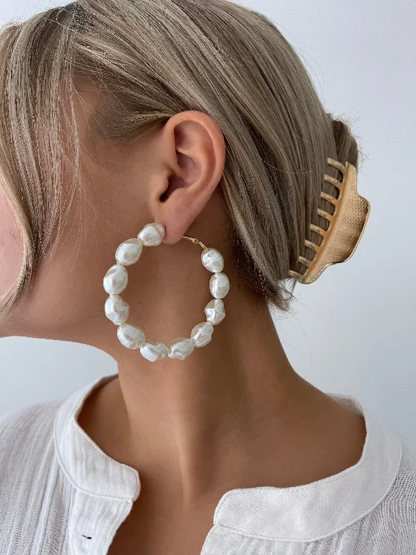 The Ultimate Jewelry Sale – Shop Premium Styles XL PEARL HOOPS