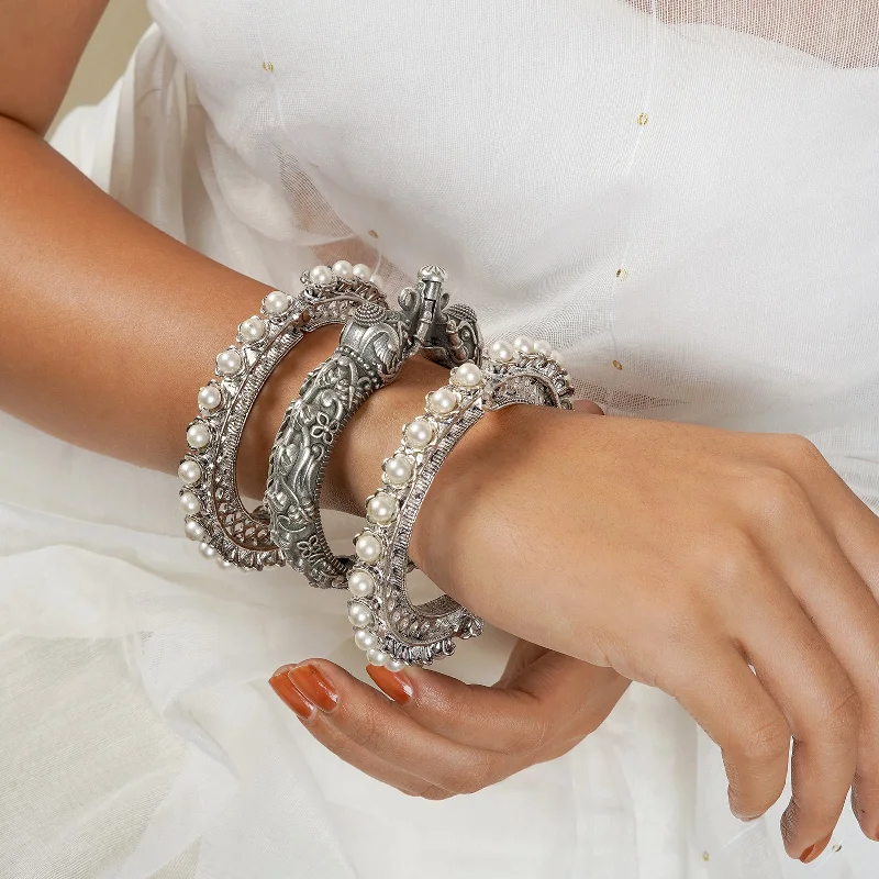 Dainty And Elegant Jewelry Now At Reduced Prices Teejh Araya Stacked Bracelet Set