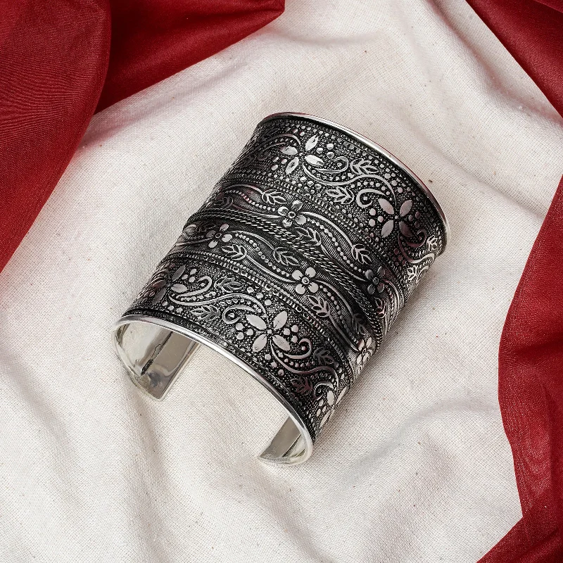 High-End Sparkle, Low-End Prices – Jewelry Sale Live Teejh Yashodhara Silver Oxidised Cuff Bracelet