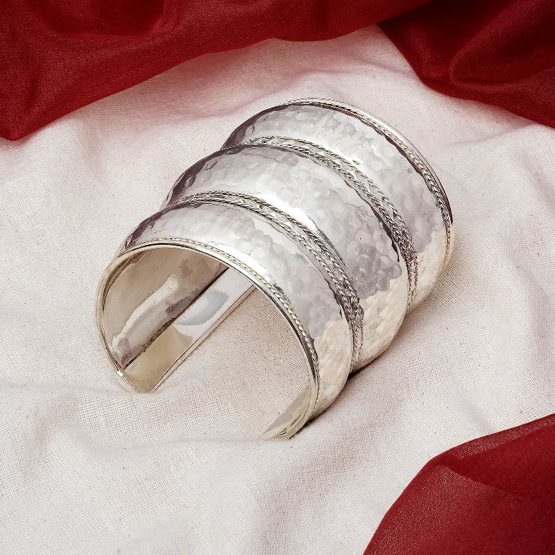 Shop High-Quality Jewelry At Jaw-Dropping Discounts Teejh Yuktah Silver Oxidised Cuff Bracelet