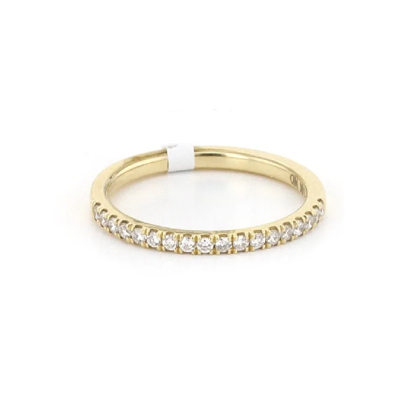 Delicate Crystal Jewelry For Sophisticated Charm 0.21 ctw Diamond Band