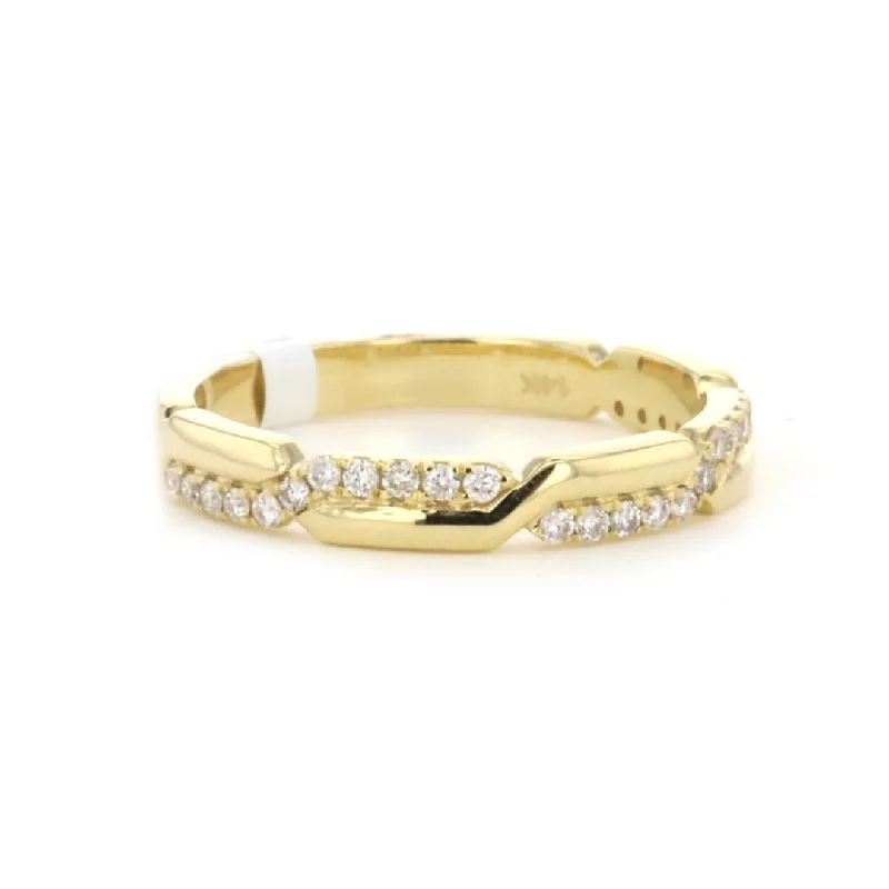 Luxury Meets Affordability – Jewelry Sale Live Now 0.22 ctw Diamond Twist Band