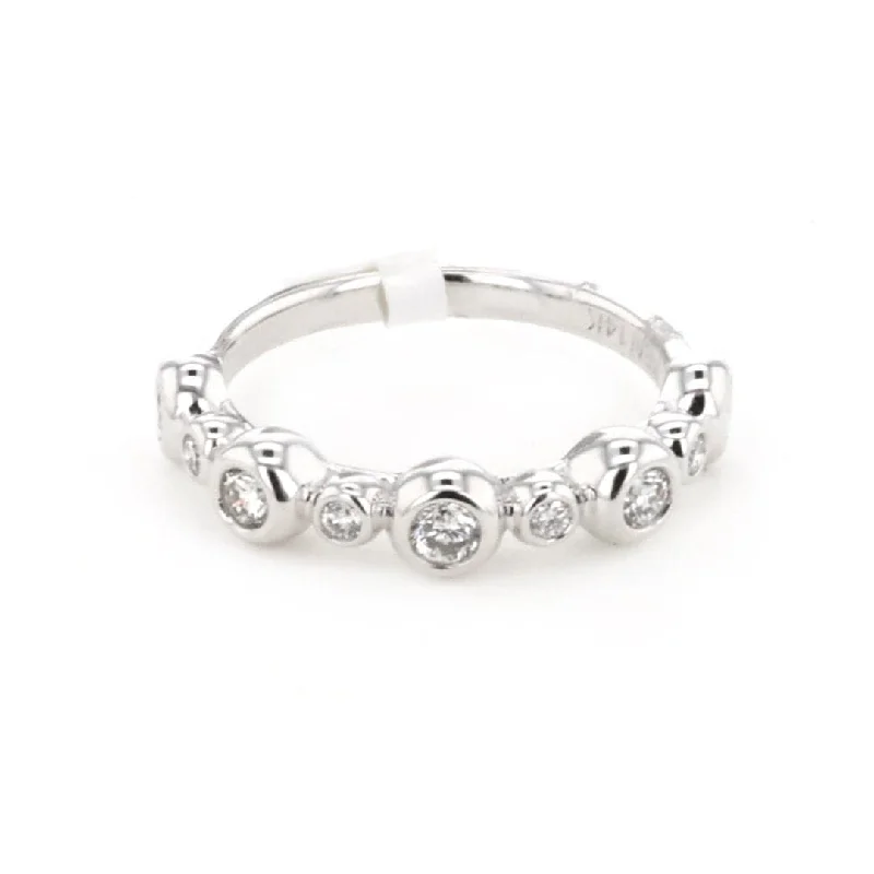 Classic And Modern Jewelry Styles On Sale 0.41 ctw Diamond Band