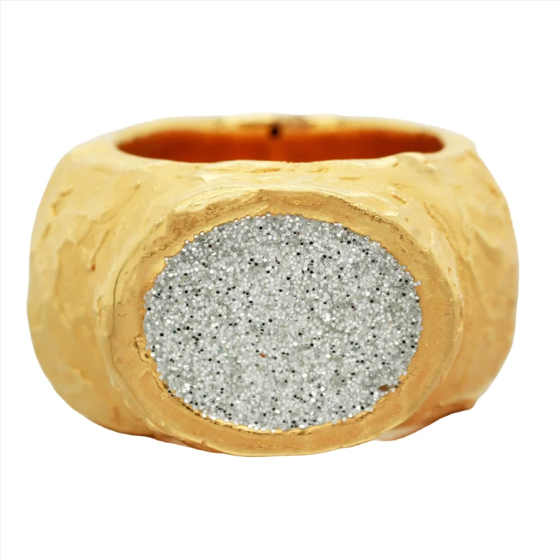 Shine In Style – Shop Jewelry Discounts Today Vintage 18k Yellow Gold Hammered Band Ring - Brushed & Stardust Finish Shine In Style – Shop Jewelry Discounts Today Vintage 18k Yellow Gold Hammered Band Ring - Brushed & Stardust Finish