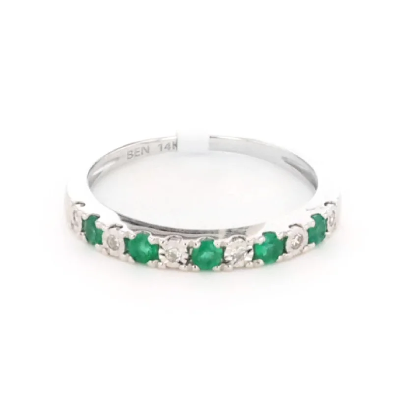 Timeless Elegance At Unbelievable Discounts Emerald & Diamond Band