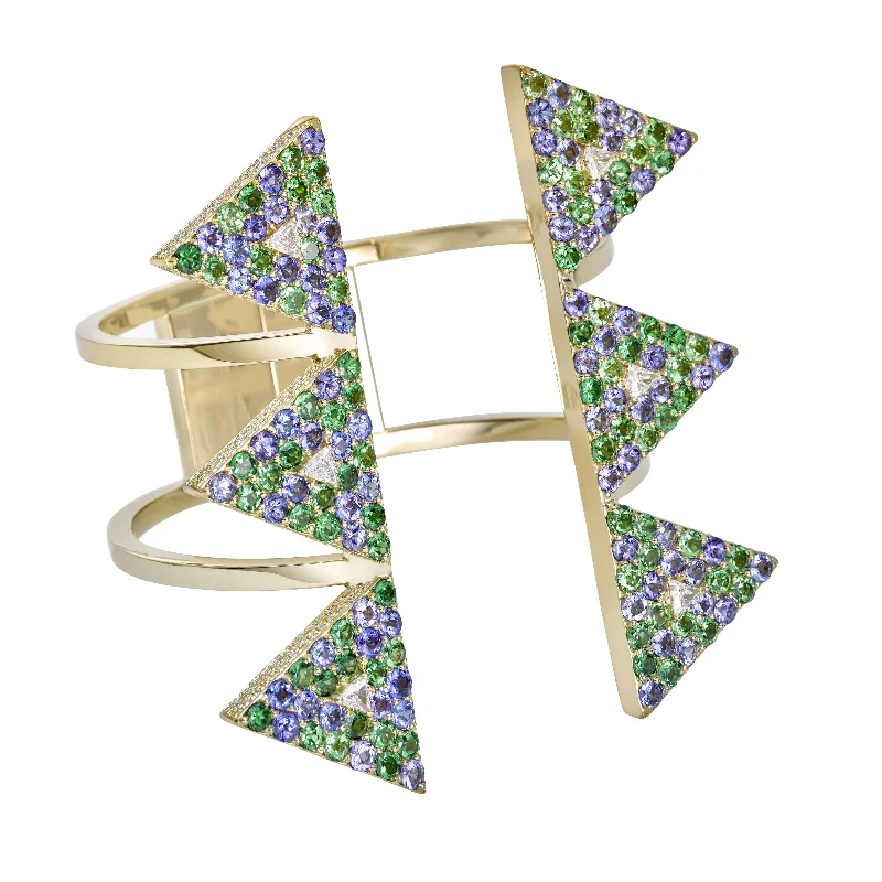Limited-Time Jewelry Sale – Don't Miss Out On Dazzling Discounts Golden Hollow Cuff Limited-Time Jewelry Sale – Don't Miss Out On Dazzling Discounts Golden Hollow Cuff
