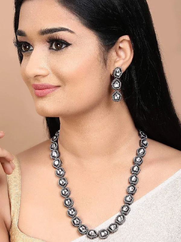 Shop Dazzling Jewelry At The Best Prices Rubans Silver Plated Kundan Necklace Set