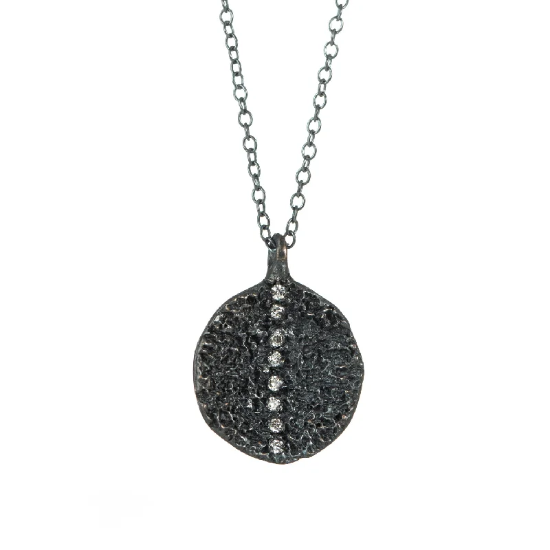 Dainty Floral Jewelry For Feminine Elegance Small Lava Stripe Necklace