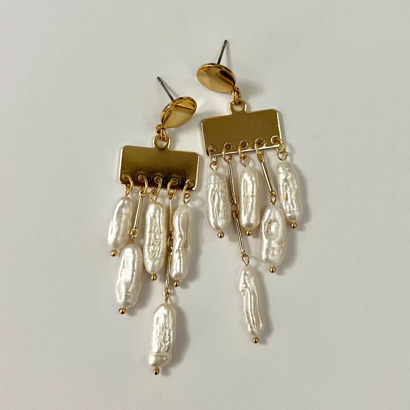 Bohemian-Inspired Jewelry For Free-Spirited Fashion TL JSFS Pearl Chandelier Earring